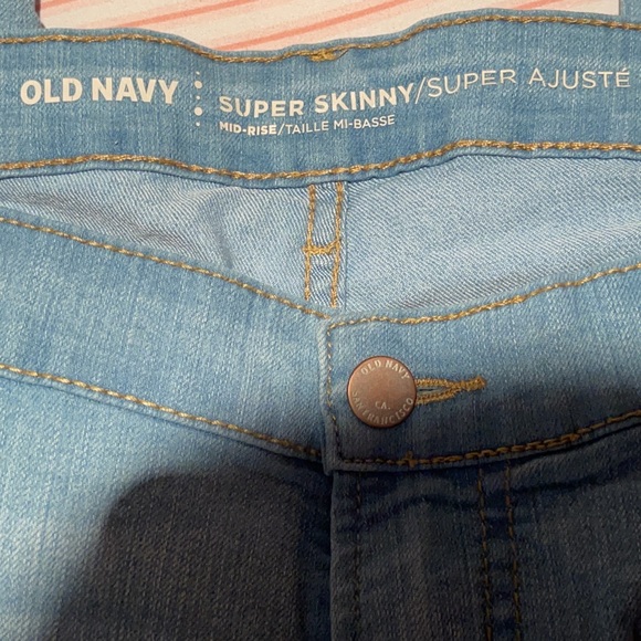 Old Navy Super skinny Jeans - Picture 3 of 3
